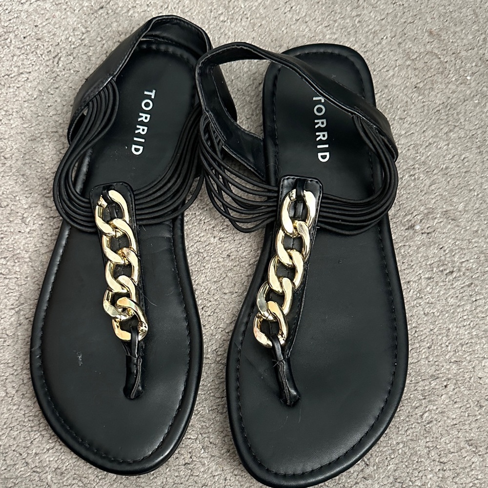Torrid Women's Black Sandals with Gold Chain